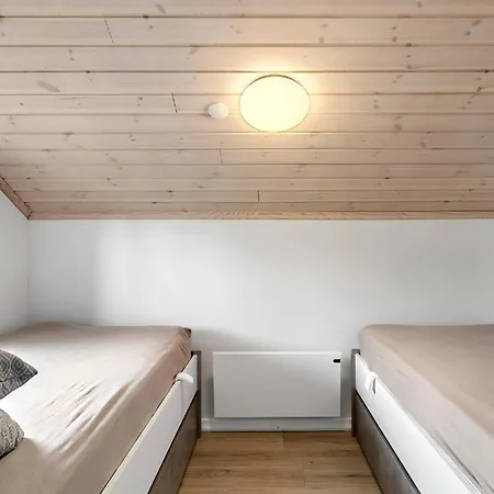 3 Bedroom Cozy In Nyaraló