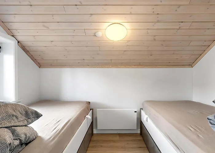3 Bedroom Cozy In Prázdninový dům